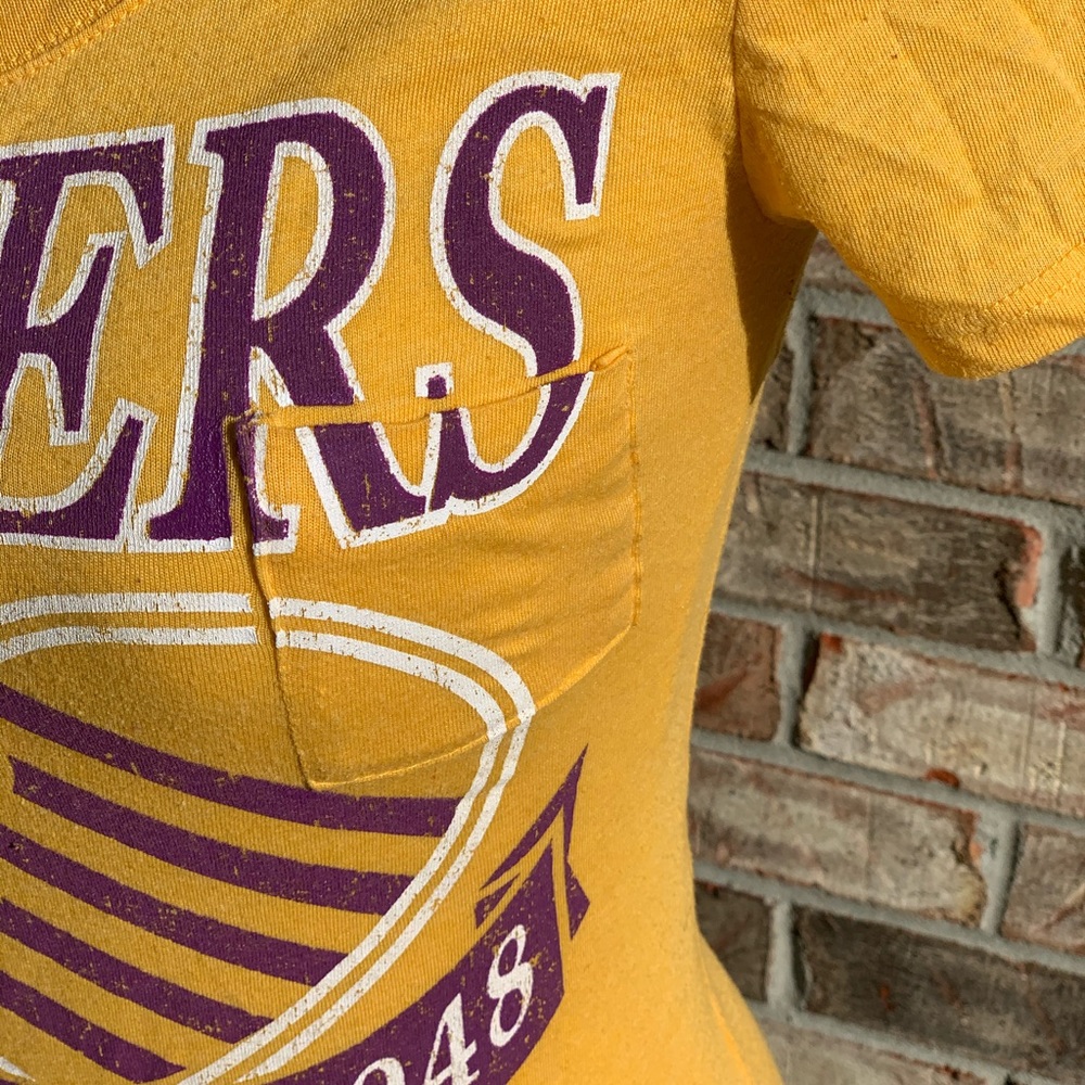 Junk food Lakers vintage tee✏️ - Picture 2 of 4
